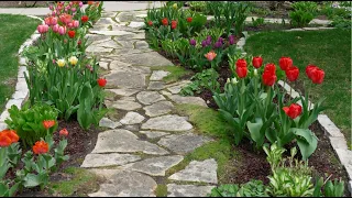 Take a Garden Tour of Rosanne's Spring Garden for Inspiring Design Ideas