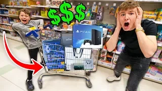 Anything You Fit In The Cart, I'll Buy It Challenge w/LITTLE BROTHER!!