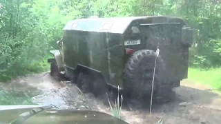 Trucks Ural 4320 runs hard mud off road   Уралы 4320 тяжелое бездорожье