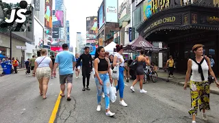 City Hall to a Car Free Yonge Street | Toronto Walk (July 2022)