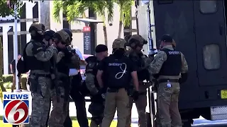 Florida SWAT sniper shoots, kills man who was holding hostages at bank