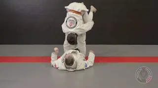 Inside Guard 11   vs Defends Cross Choke