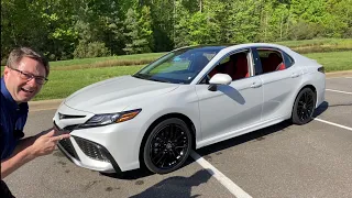 REVIEW of 2021 Camry XSE: Cockpit Red Interior / Wind Chill Pearl