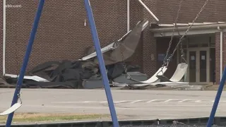 High winds blow off the roof of elementary school in Greene County