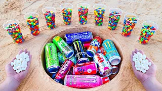 Monster Mix, Coca Cola, Fanta, Chupa Chups, Sprite, Pepsi vs M&M's and Mentos Underground!