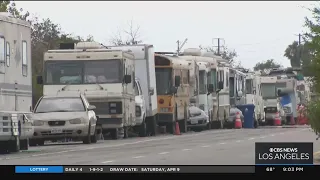 RV towing moratorium lifted, sparking debate over homeless crisis