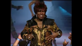 Missy Elliott - Get Ur Freak On (2001 MTV VMAs Performance) [Official Video]