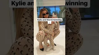 Kylie Jenner and Stormi twinning 🤍