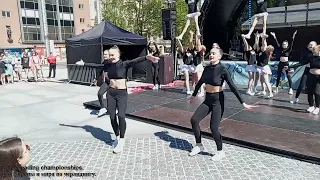 Tallinn Day. Performance by TalTech Cheerleaders. День Таллинна. Выступление TalTech Cheerleaders.