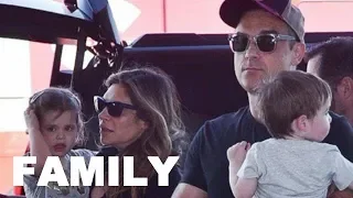 Robbie Williams Family Photos | Parents, Sister, Wife, Son & Daughter 2018