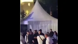 Vëllai i Escobars sulmon Noizy-n në qendër të Tiranës