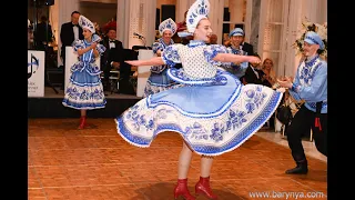 Kalinka Russian folk song and dance, Ensemble Barynya, New York City, Pierre A Taj Hotel, May 5 2023