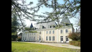 Pretty 17th century château for sale near Riberac in the Dordogne