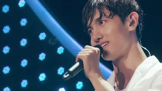 TVXQ-동방신기-LIVE TOUR Begin Again Special Edition in NISSAN STADIUM in Japan -シアワセ色の花-東方神起 [Changmin]