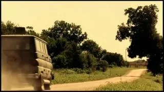 The Texas Chainsaw Massacre (2003) - Movie Trailer