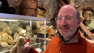 John Port Tours Hilary Pauley’s Teddy Bear Museum in England | Virtual Doll Convention