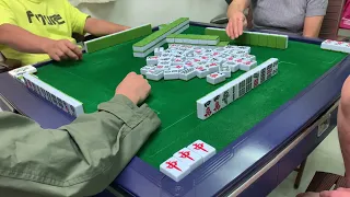 Mahjong106.立直步步高跑馬仔復仇戰之第4回合：風水輪流轉，最精采的一鋪竟在片中最尾？