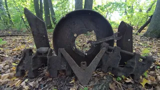 Осенний металлокоп в посадке. Запчасти среди проволоки и жести