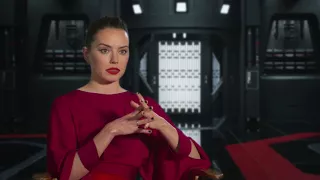 Star Wars: The Last Jedi: Daisy Ridley "Rey" Behind the Scenes Official Movie Interview | ScreenSlam