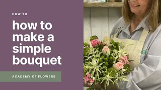 How to Make a Simple Hand Tied Bouquet with Spiral Technique
