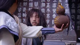 Kung Ku Movie! The drunken old man in the broken temple is actually a hidden kung fu master!