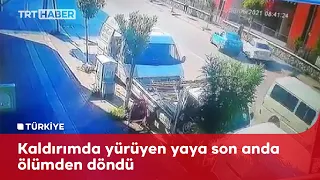 Aracın altında kalmaktan son anda kurtuldu