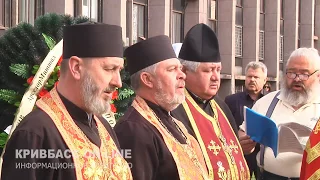 krnews.ua - В Кривом Роге провели молебен на месте трагического ДТП