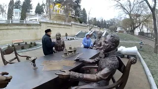 Кисловодск. Пешая прогулка по обновляемому проспекту Ленина. Walking to Lenin Avenue, Kislovodsk.