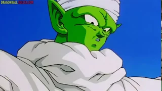 Piccolo le da un traje a Gohan como el de piccolo