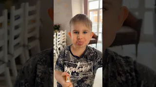 Демид поет 💜ФЛЕКСИМ💜 #tiktok #пранк #приколы #рофл #funny #прикол #челендж #тикток #лайфхаки