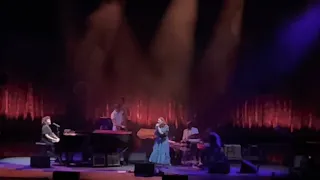 Regina Spektor and Norah Jones - Angel Dream (by Tom Petty) - Mann Music Center 7-24-22