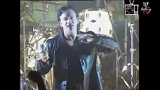 U2 au Man Ray à Paris  (19 octobre 2000)