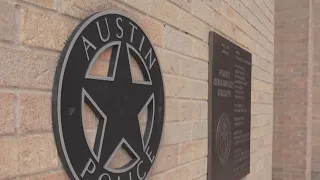 2 Austin police officers indicted by grand jury | FOX 7 Austin