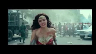 Diana Prince Vuela por primera vez