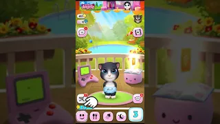 Chơi game nuôi mèo : mua đồ trang trí và đồ ăn khá