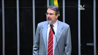 Impeachment sem crime de responsabilidade é golpe, diz deputado Henrique Fontana