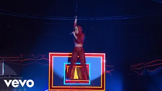 Katy Perry - Swish Swish (Live on The Voice Australia)