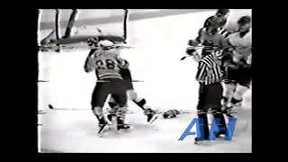 QMJHL Feb. 5, 1987 Eric Pinard,CHI v Daniel Shank,HUL Chicoutimi Sagueneens Hull Olympiques