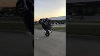 R1M wheelie 12 o’clock