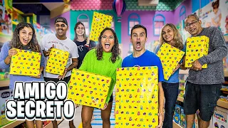 AMIGO SECRETO DE BRINQUEDOS NA MANSÃO! - QUEM GANHOU O MELHOR!?