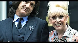 Dame Barbara Windsor no longer recognises husband as dementia takes its toll  - News