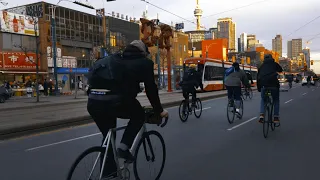 Fixed Gear | riding in Toronto with the crew