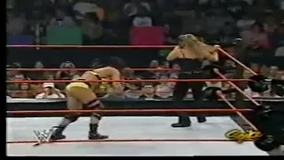 Molly Holly Vs Victoria (7-18-2004 Sunday Night Heat)