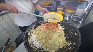 The Best Hokkien Mee in Singapore! Sold out everyday! Singapore Hawker Street Food