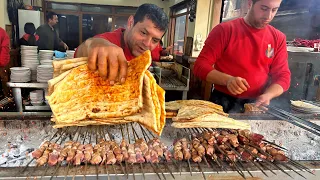 They are Very Talented Meat Masters! - People Line Up For These Kebabs - Turkish Street Food