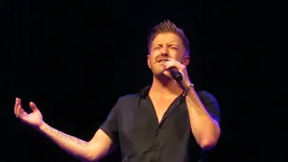 Billy Gilman performs Celine Dion's " I Surrender" at Greenwich Odeon on 1st April 2022