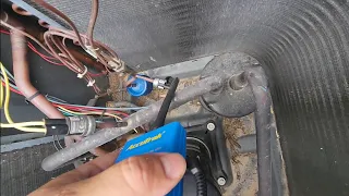 como detectar una fuga de refrigerante en aire acondicionado (bomba de calor/ heat pump)