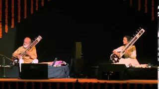 Excerpt from "Ravi and Anoushka Shankar: Live in Bangalore" (5)