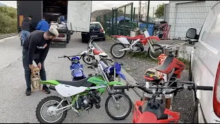 UN TRANSPORTEUR RAMÈNE MES 7 MOTOS DU PORTUGAL