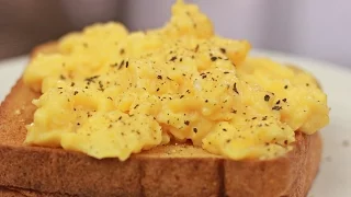 Foolproof Scrambled Eggs - Recipe By ZaTaYaYummy